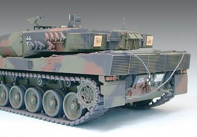 35242 1/35 联邦德国 豹2 A5 主战坦克