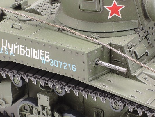 35360 1/35 美国轻型坦克 M3斯图亚特 后期型