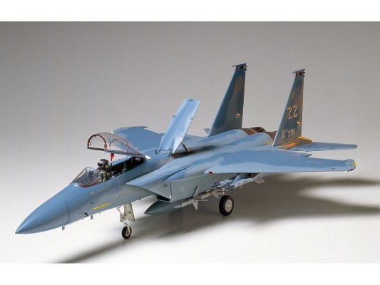 60304 1/32 麦克唐纳·道格拉斯 F-15C 鹰