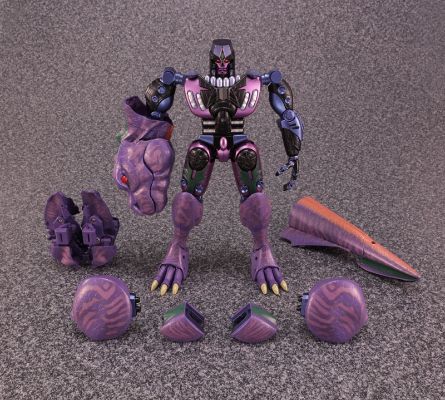 变形金刚MP系列 MP-43 无敌龙(Beast Wars)