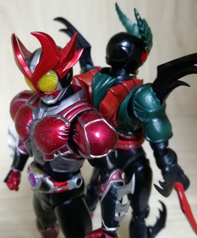 S.H.Figuarts 假面骑士亚极陀 燃烧形态