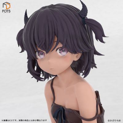 茉玖ろいこ