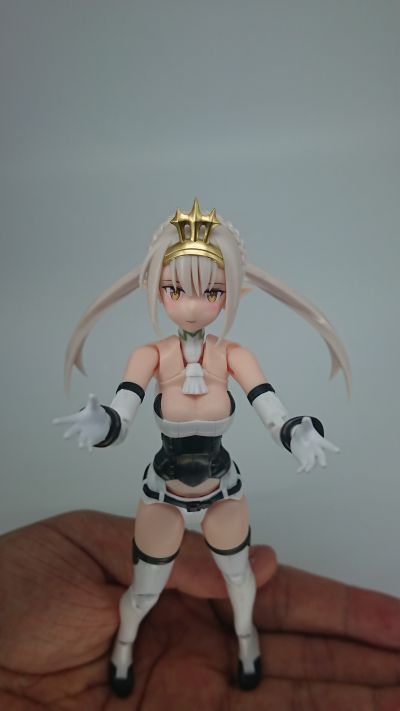 女神装置 武装神姬 猎兵型 雪绒花