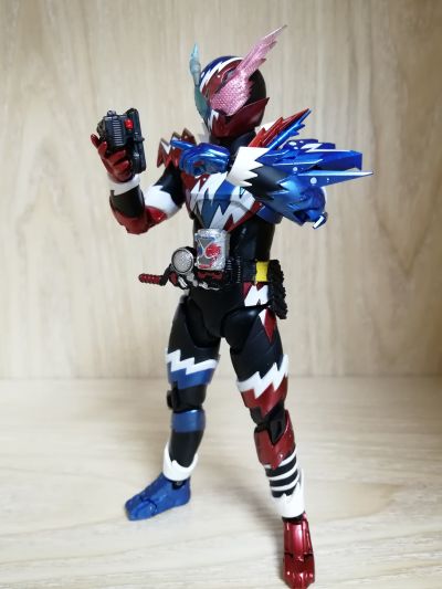 S.H.Figuarts 假面骑士：创骑 创骑机车&零件组合套装