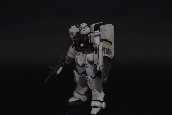 1/144 陆战型高达 vs 扎古II