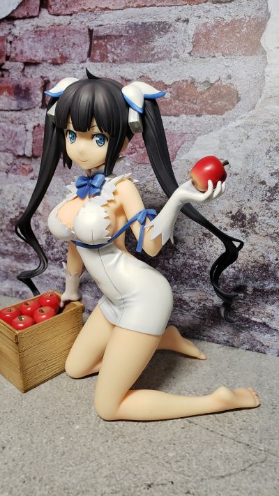 期待在地下城邂逅有错吗  赫斯缇雅