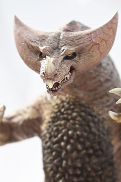 ART OF COLOSSUS アート オブ コロッサス 奥特曼パワード パワード哥莫拉