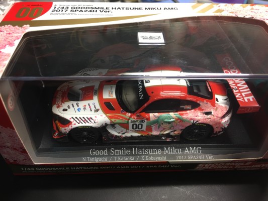 痛车 GOOD SMILE Racing 初音未来 AMG 2017 SPA24H Ver.