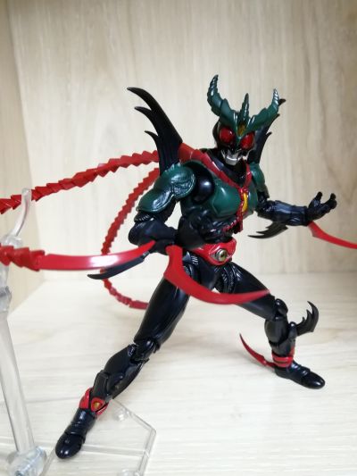 S.H.Figuarts 假面骑士超越基尔斯