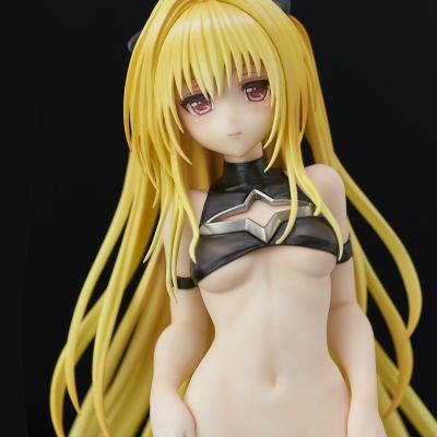 To LOVE Ru Darkness  金色暗影 泳装ver.