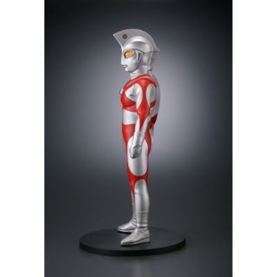 经典角色 艾斯奥特曼 艾斯奥特曼