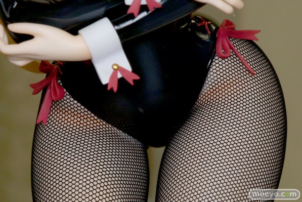 B-style 	为美好的世界献上祝福！ 达斯提尼斯·福特·拉拉蒂娜