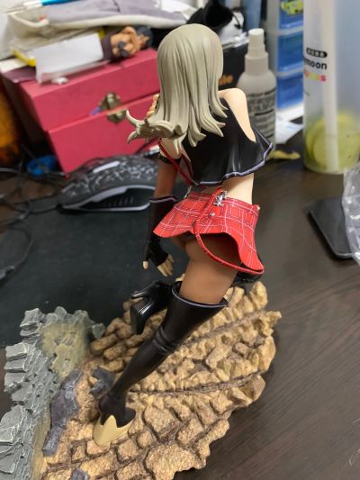 噬神者：爆裂 艾莉莎・伊莉妮琪娜・奥美拉