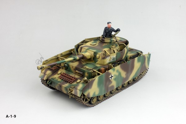 35300 1/35 英国 马蒂达尔步兵坦克  Mk.III/IV