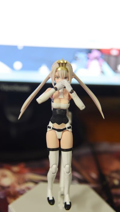 女神装置 武装神姬 猎兵型 雪绒花