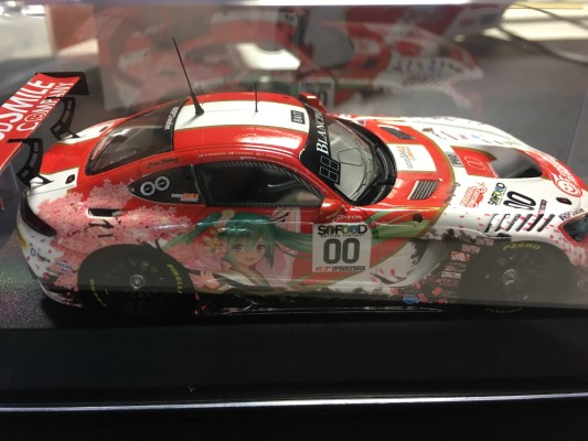 痛车 GOOD SMILE Racing 初音未来 AMG 2017 SPA24H Ver.
