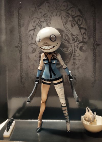 PLAY ARTS改 蝙蝠侠：阿卡姆骑士 阿卡姆骑士