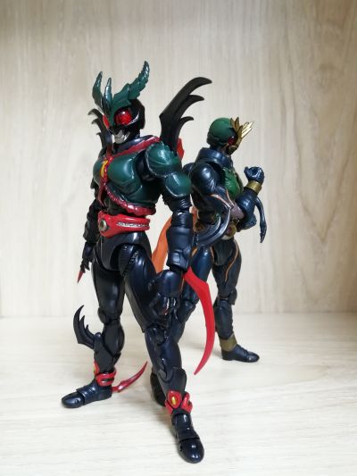 S.H.Figuarts 异类亚极陀