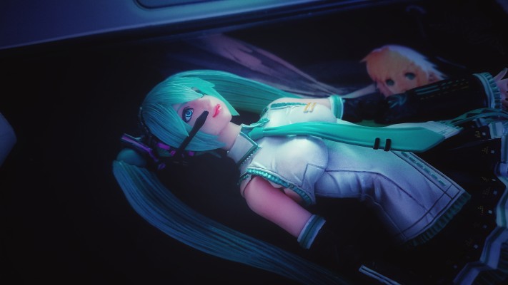 PlayArts改 DESIGNED BY TETSUYA NOMURA 初音未来