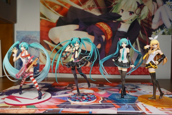 VOCALOID角色系列 01 初音未来 Tell Your World Ver.