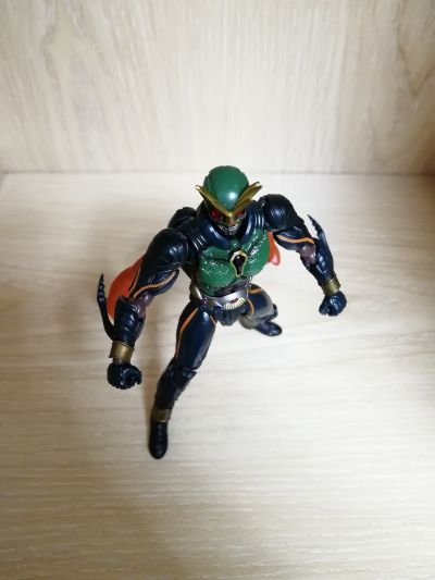 S.H.Figuarts 异类亚极陀