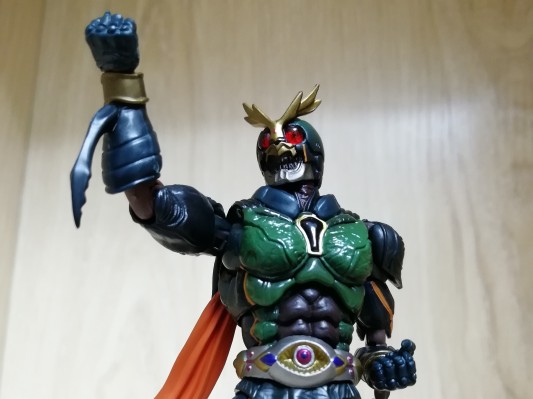 S.H.Figuarts 异类亚极陀