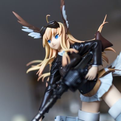 强袭魔女２ 汉娜・尤丝缇娜・马尔塞尤