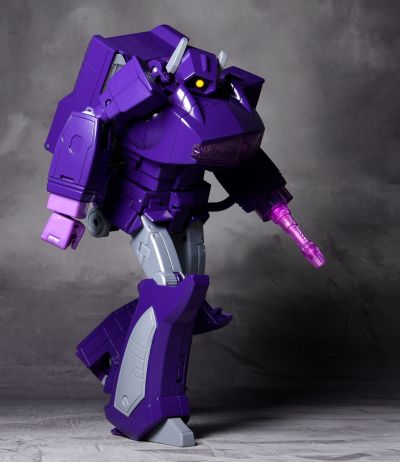 变形金刚大师级 MP-29 防卫参谋震荡波