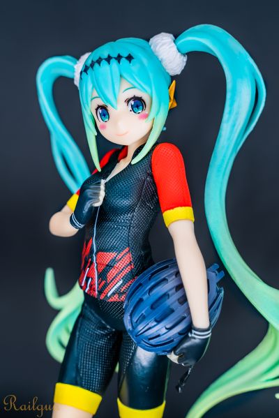 EXQ手办 GOOD SMILE Racing 初音未来 Racing 2018 Team Ukyo Cheering Ver. 