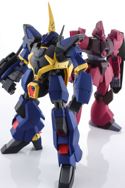HGUC 1/144 机动战士Z高达 RMS-154 巴扎姆