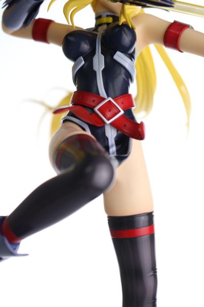 魔法少女奈叶StrikerS 	菲特·泰斯塔罗沙 Shin Sonic Form