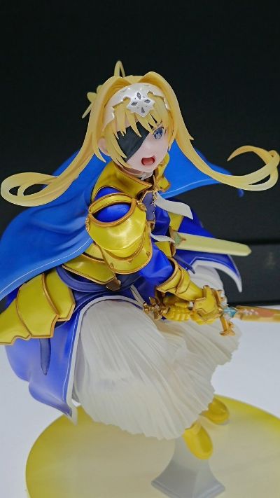 刀剑神域 爱丽丝篇	爱丽丝·滋贝鲁库