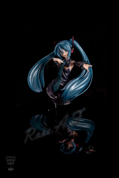 胸像  VOCALOID 初音未来 Limited Color 