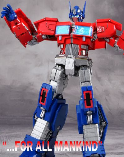 风雷模型 (#03) 变形金刚 擎天柱（IDW ver.）