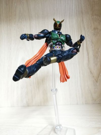 S.H.Figuarts 异类亚极陀