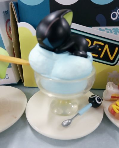 罗小黑盒蛋系列 甜品站