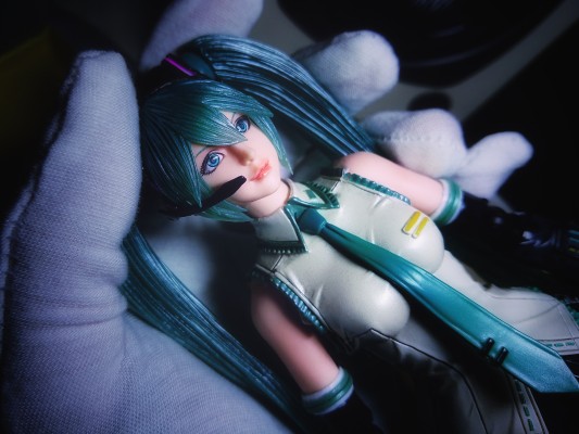 PlayArts改 DESIGNED BY TETSUYA NOMURA 初音未来