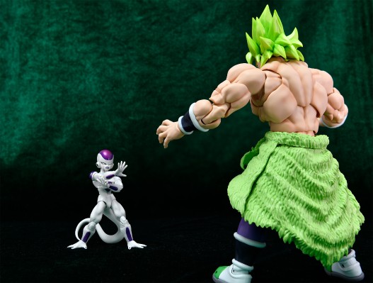 S.H.Figuarts 电影 龙珠超：布罗利 超级赛亚人之神 超级赛亚人悟吉塔