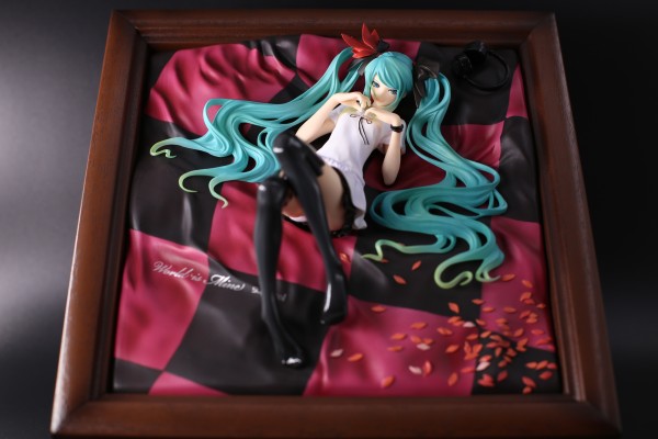 supercell feat. 初音未来 世界第一公主［棕色画框］