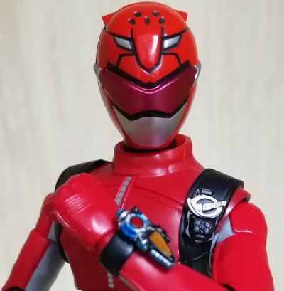 S.H.Figuarts 红色捍卫者（暂译）