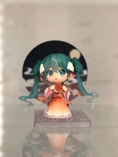 SQ系列  初音未来赛车女郎 赛车未来2016