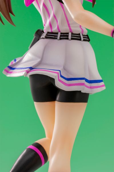 八月的棒球甜心  宇喜多茜