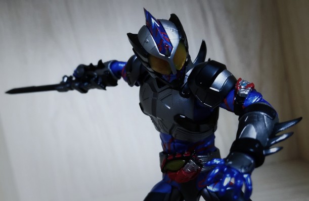 S.H.Figuarts 假面骑士创骑 假面骑士至尊克罗兹