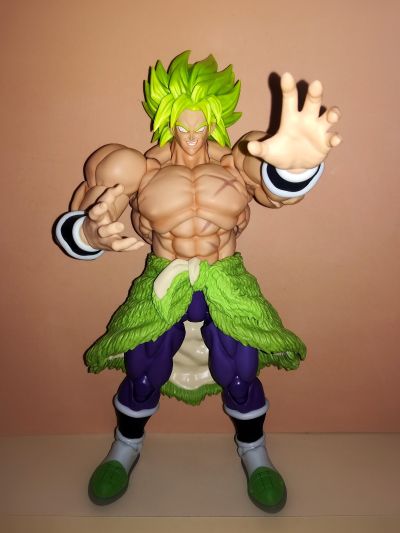 S.H.Figuarts 超级赛亚人布罗利 全力形态