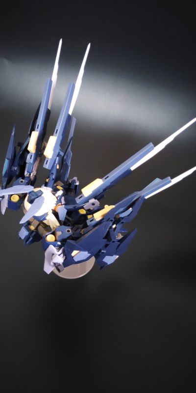 机甲少女 脊柱夜刃