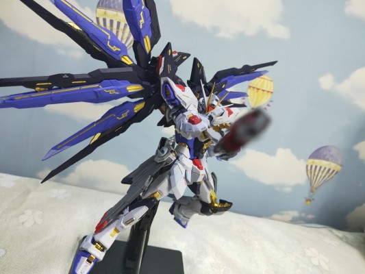 METAL BUILD 机动战士高达SEED DESTINY ZGMF-X20A 强袭自由高达 魂蓝版