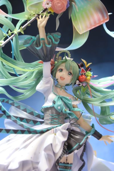 初音未来 纪念服饰（10周年绘图比赛大赏）