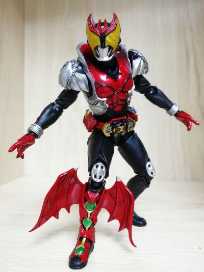 S.H.Figuarts(真骨雕制法)    假面骑士月骑 月骑形态