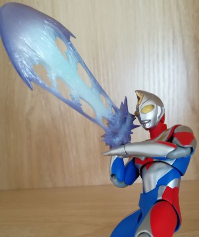 ULTRA-ACT 戴拿奥特曼 戴拿奥特曼  闪亮型