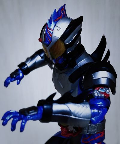 S.H.Figuarts   假面骑士亚马逊尼奥